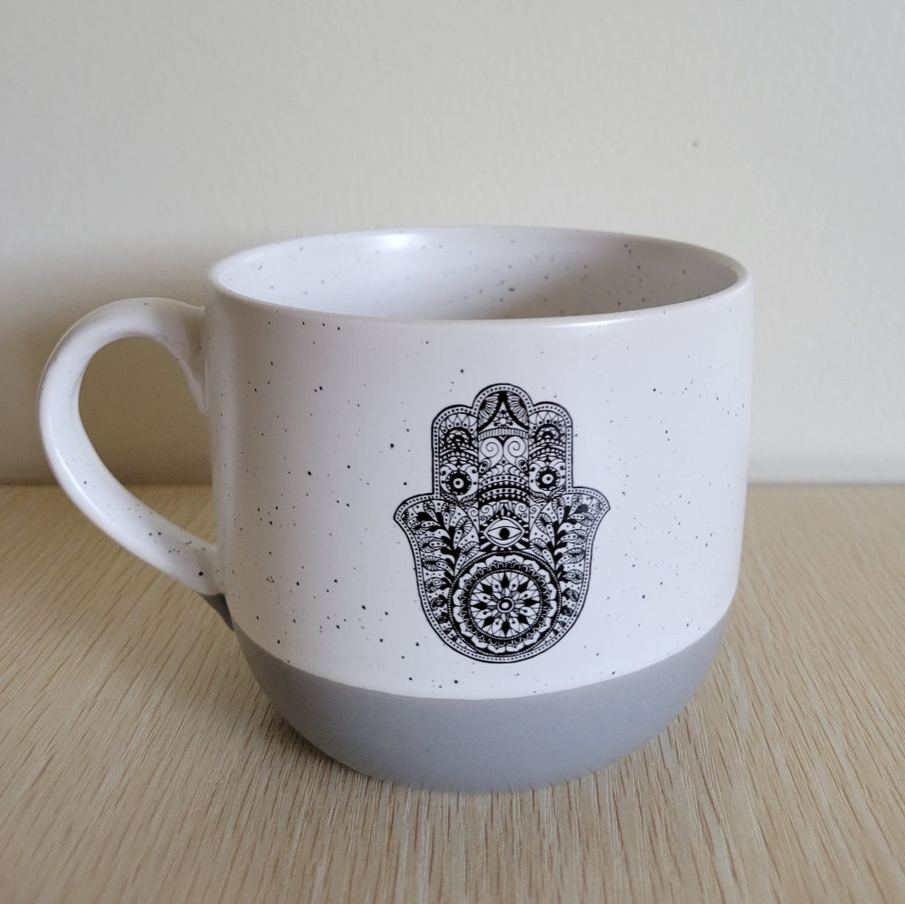 🪬Hamsa Mug